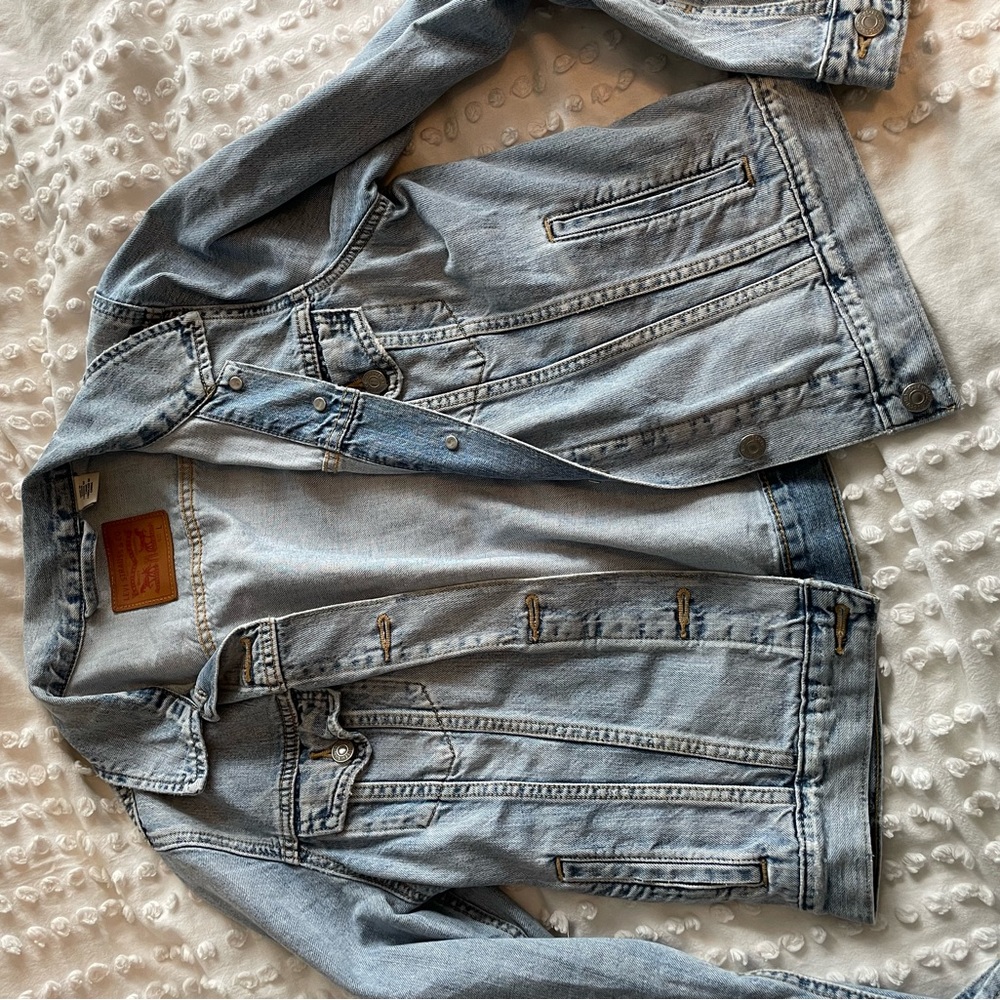 Levi’s jean jacket